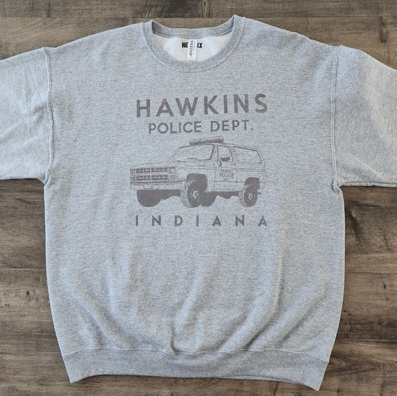 Stranger Things Hawkins Police Dept. Indiana Crewneck Sweatshirt XL NWOT - Picture 3 of 11